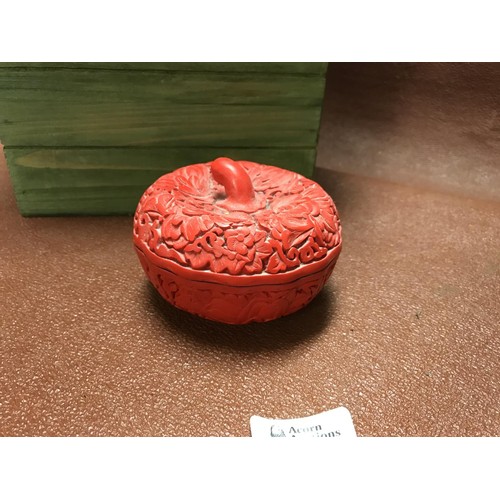 531 - Lovely red ornate oriental trinket pot