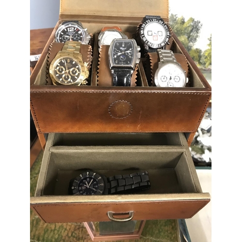 877 - Beautiful brown leather Fossil watch box with a collection of watches - Watches & Clocks are not tes... 