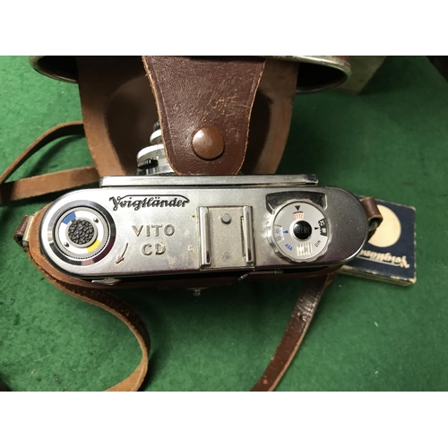 398 - VINTAGE VOIGTLANDER VITO CD CAMERA IN CASE