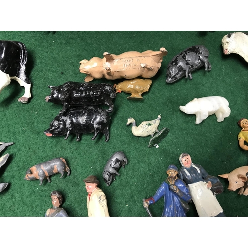 401 - BOX OF VINTAGE DIECAST ANIMALS ETC