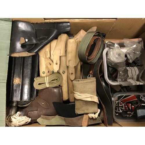 226 - BOX OF MIXED MILITARY ITEMS