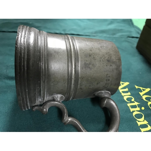 413 - VERY EARLY GLASS BOTTOM PEWTER TANKARD WITH MARKINGS 4