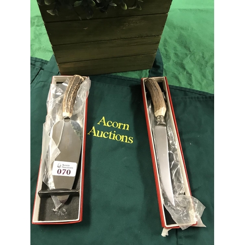 70 - 2 X BOXED HORN HANDLED SERVING KNIVES