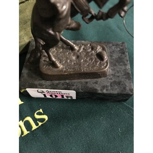 101A - Lovely bronze figure on a marble base