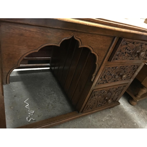 27 - Beautiful small heavily carved ornate 3 drawer desk with leather inset top - 39