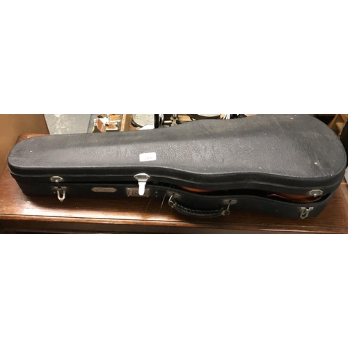 318 - Cased Skylark Grand violin, Bow etc