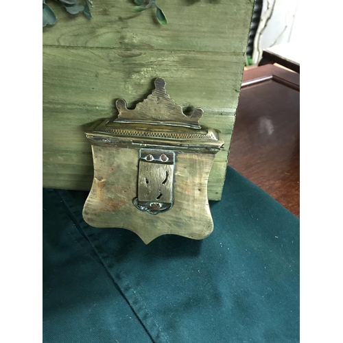 435 - Ornate metal belt pouch with belt fastening on the back