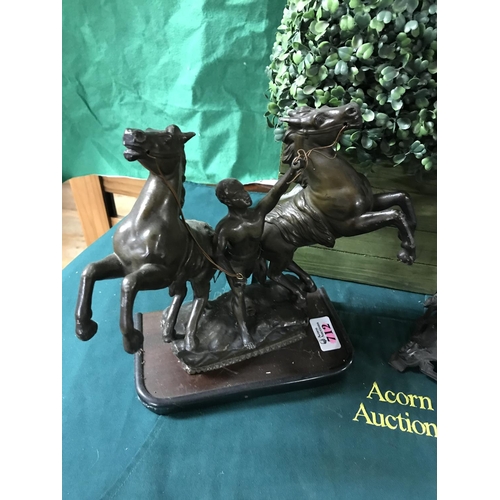 712 - 2 x Early Spelter figures