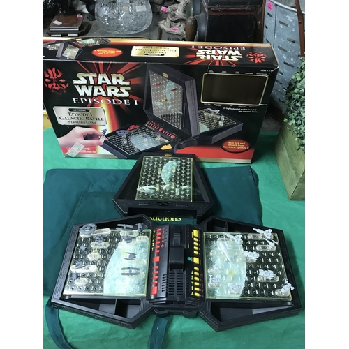 22 - BOXED STAR WARS EPISODE 1 ELECTRONIC GALACTICA BATTLE