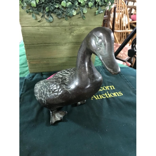 495 - LOVLEY METAL DUCK - 20CMS H