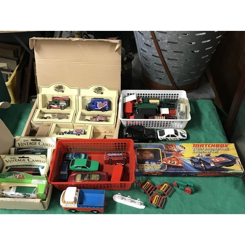 92 - BOX OF ASSORTED VINTAGE DIECAST VEHICLES