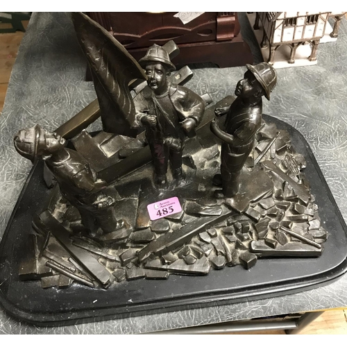 485 - LTD ED SIGNED BEAUTIFUL LARGE HEAVY BRONZE TRIBUTE TO 911 ON A MARBLE BASE - 45CMS X 35CMS