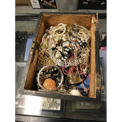 759 - BOX OF COSTUME JEWELLERY