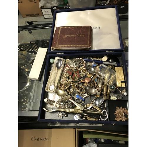 762 - SMALL BOX OF COSTUME JEWELLERY