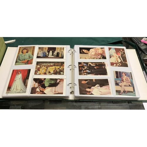 605 - ALBUM OF 300 POSTCARDS QUEEN ELIZABETH & PRINCE PHILLIP BETWEEN 1950 - 2000