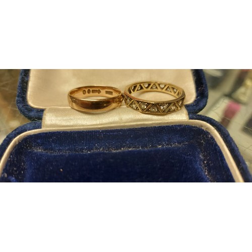 769 - 9CT GOLD WEDDING BAND - WEIGHT 2GRMS & 9CT GOLD ETERNITY RING SET STONES