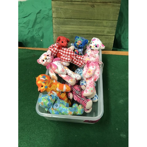 362 - 10 X ASSORTED SMALL TEDDIES - CAN BE USED AS KEY RINGS