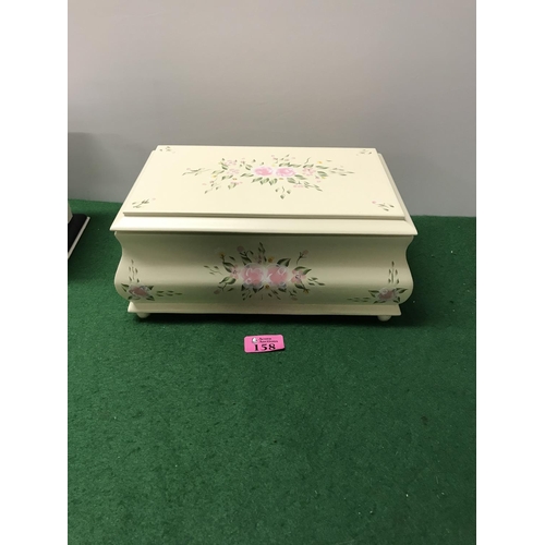 158 - LOVELY SHABBY CHIC MUSICAL JEWELLERY BOX