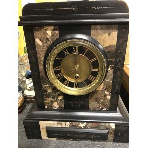 301 - LOVELY LARGE HEAVY VICTORIAN SLATE & MARBLE MANTLE CLOCK - WITH KEY - 29CMS X 24CMS - CLOCKS & WATCH... 