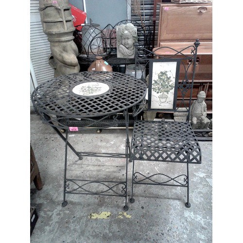 18 - FOLDING BLACK METAL TABLE WITH DECORATIVE INSERTS GARDEN TABLE AND CHAIR - COLLECTION ONLY OR ARRANG... 