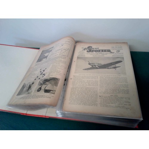 158 - COLLECTION OF 1940S AIRPLANE SPOTTER MAGAZINES - APPROX 60