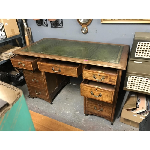 37 - LOVELY VINTAGE KNEE HOLE DESK WITH 9 DRAWERS AND GREEN LEATHER INSERT TO TOPM - 130CMS W X 80CMS H -... 