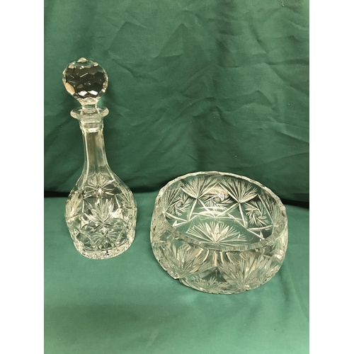 724 - GLASS BOWL SMALL CHIP TO RIM, DECANTER & ROYAL BRIERLEY HEAVY GLASS VASE