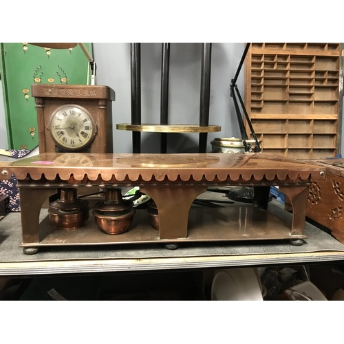 146 - LARGE VINTAGE  C1920s COPPER FOOD / PLATE WARMER WITH 3 SPIRIT BURNERS - 60CMS X 25CMS X 18CMS H - T... 