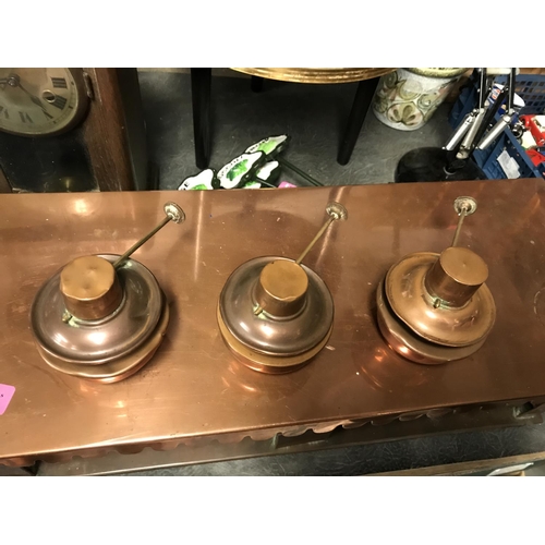 146 - LARGE VINTAGE  C1920s COPPER FOOD / PLATE WARMER WITH 3 SPIRIT BURNERS - 60CMS X 25CMS X 18CMS H - T... 