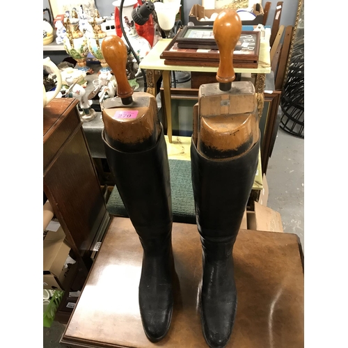 270 - PAIR OF EARLY RIDING BOOTS WITH TREES