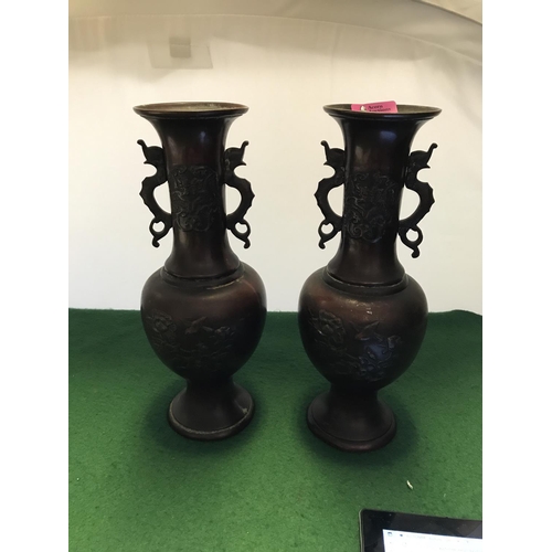 366 - PAIR OF LOVELY EARLY BRONZE ORIENTAL VASES WITH DRAGON HANDLES & BIRD DETAILS - 30CMS H