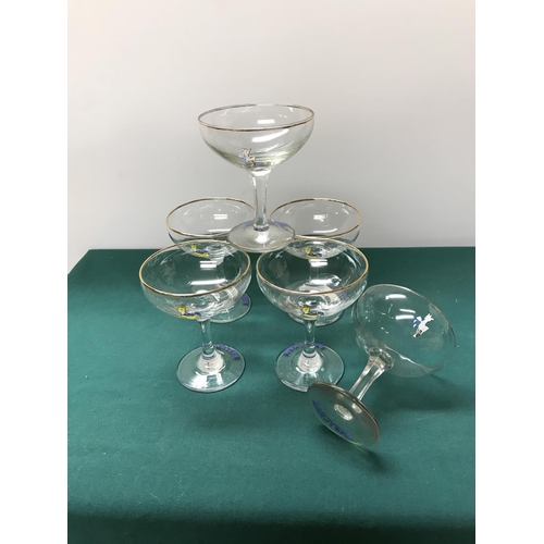 776 - 6 X LOVELY VINTAGE BABYCHAM GLASSES WITH 2 X RARE WHITE DEERS ON 2 GLASSES - SEE PHOTO