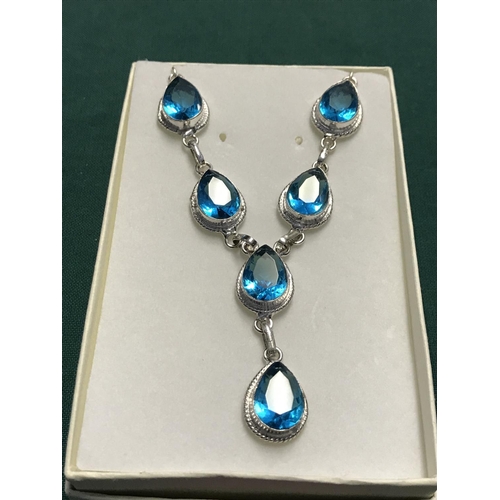 124 - BOXED BEAUTIFUL 925 SILVER & AQUAMARINE NECKLACE