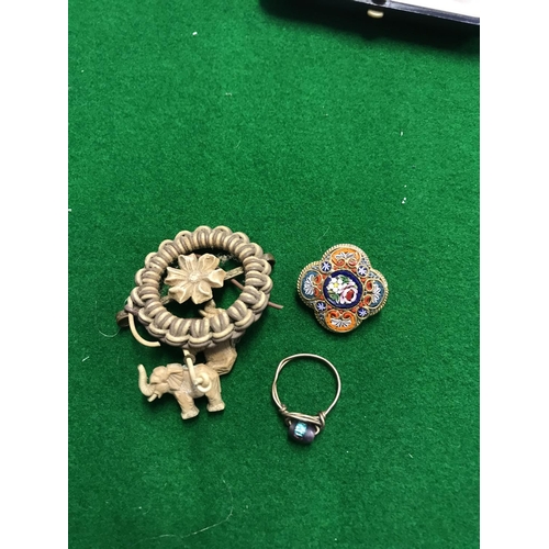 115 - STUNNING BROOCH WITH 2 X ELEPHANTS (NO PIN TO BACK) & MILLIFIORI BROOCH & PRETTY RING