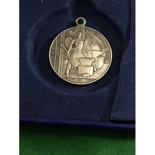 127 - RUSSIAN CIVIAL DEFENCE MEDAL