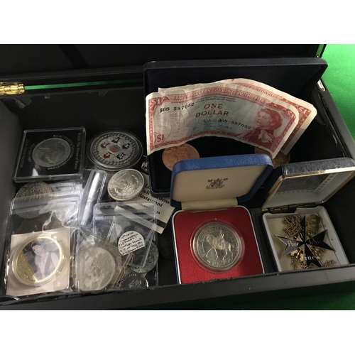 154 - QTY OF MIXED COINS & NOTES
