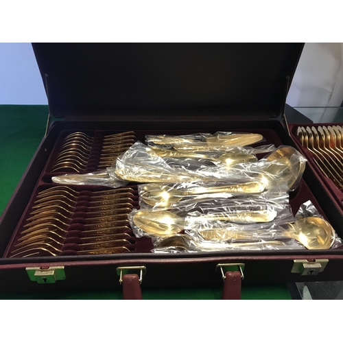 213 - CASED SET OF BEAUTIFUL SOLINGEN CUTLERY - 2 LAYERS OF UNUSED CUTLERY -  EXCELLENT UNUSED CONDITION