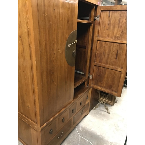 248 - VERY LARGE ORIENTAL STYLE CABINET WITH DRAWERS BELOW - GREAT DRINKS / GIN CABINET - 110CMS W X 66CMS... 