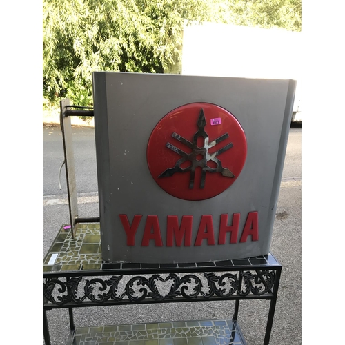 3 - ILLUMINATED YAMAHA SHOWROOM DOUBLE SIDED SIGN - OVERALL APPROX 90CMS X 75CMS H X 20CMS DEEP - COLLEC... 
