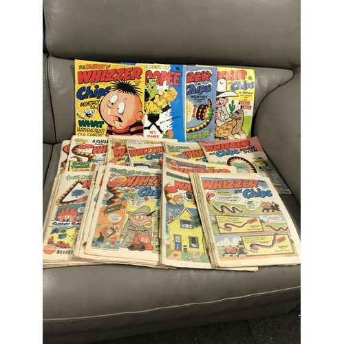 353 - LARGE QTY OF APPROX 100+ VINTAGE COMICS INC WHIZZER & CHIPS, WHOOPEE ETC