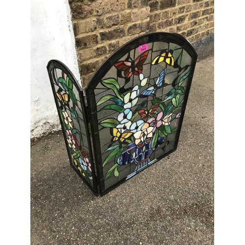 564 - LOVELY DECORATIVE TIFFANY STYLE 3 FOLD FIRE SCREEN - 70CMS H  X COLLECTION ONLY OR ARRANGE OWN COURI... 