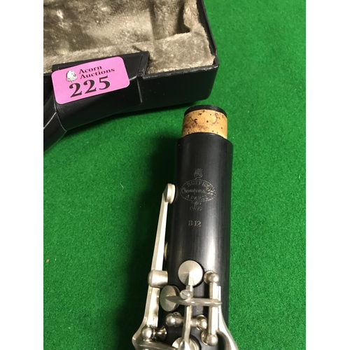 225 - CASED BUFFET PARIS E12 CLARINET