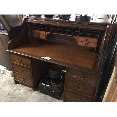 559 - LOVELY EARLY ROLL TOP DESK WITH COMPARTMENTS INSIDE & 6 DRAWERS - COMES IN 3 SECTIONS FOR TRANSPORTI... 