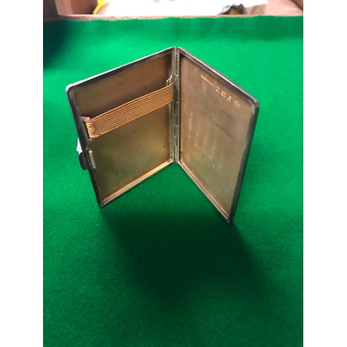 46 - LOVELY VINTAGE SILVER HALLMARKED ENGINE TURNED CIGARETTE CASE