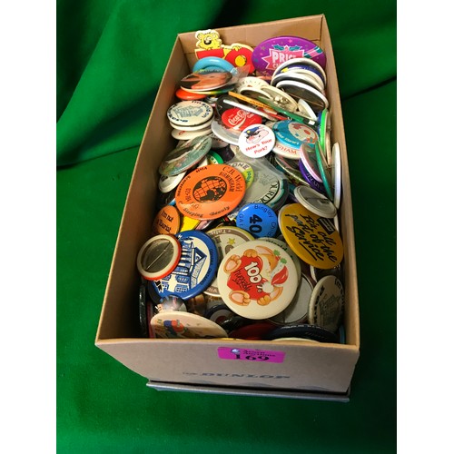 169 - VERY LARGE BOX OF ASSORTED BADGES