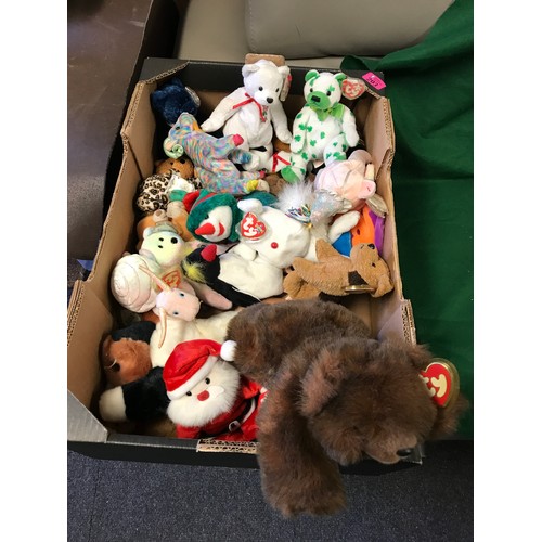 203 - LARGE BOX OF LOVELY COLLECTABLE TY BEANIES