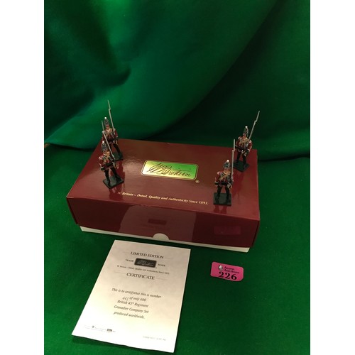 226 - BOXED SET OF LTD ED BRITAINS 441/600 BRITISH 45TH REGIMENT GRENEDIER COMPANY - GREAT CONDITION - NEV... 