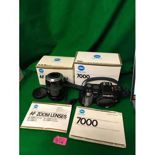 250 - BOXED MINOLTA 7000 CAMERA & MINOLTA LENS