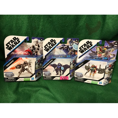 646 - 3 X BOXED STAR WARS FIGURES