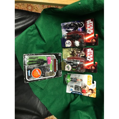 652 - 4 X BOXED STAR WARS FIGURES